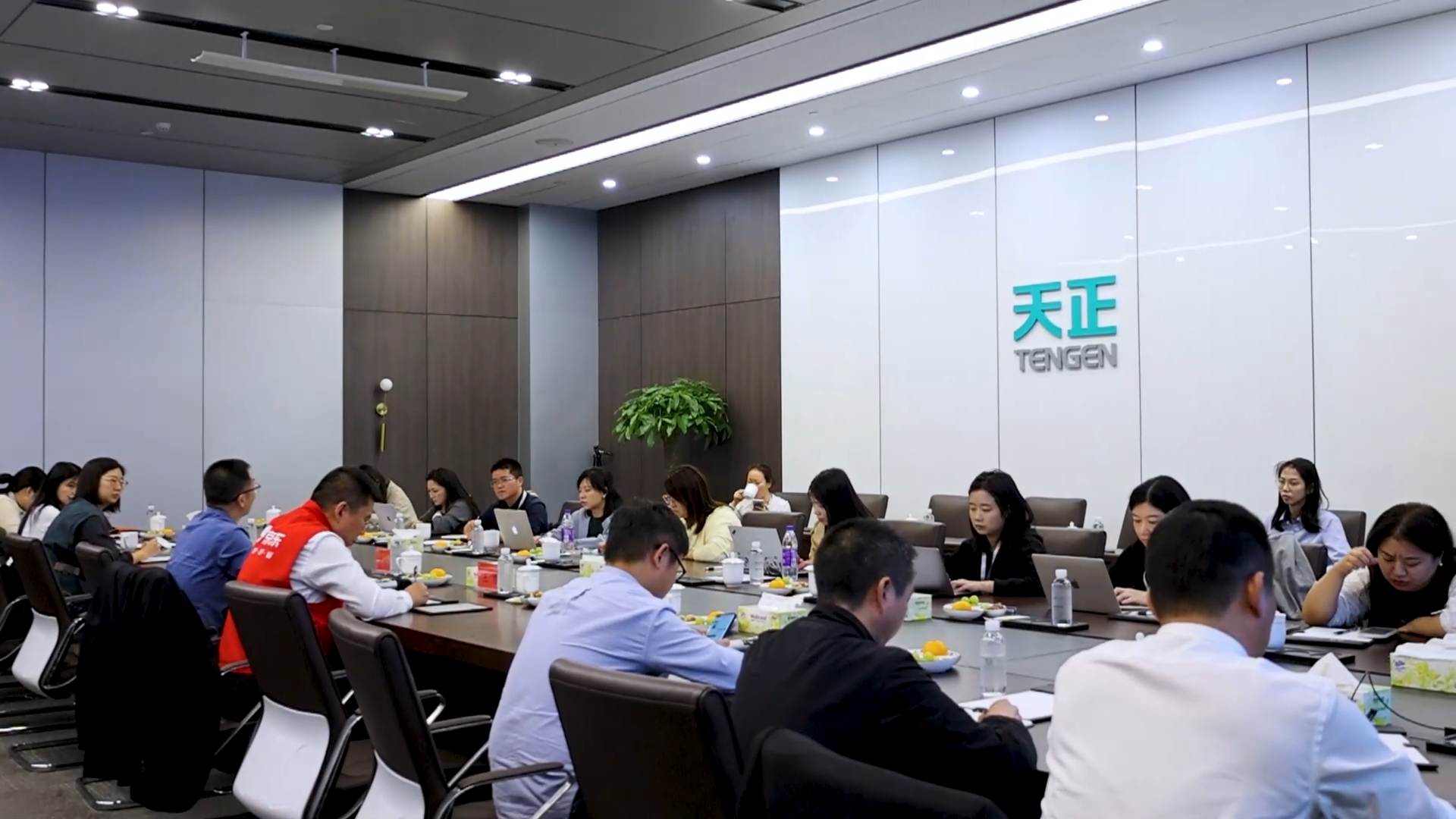 京东工业走进红桃视频传媒解说，探访产业数智化之路！